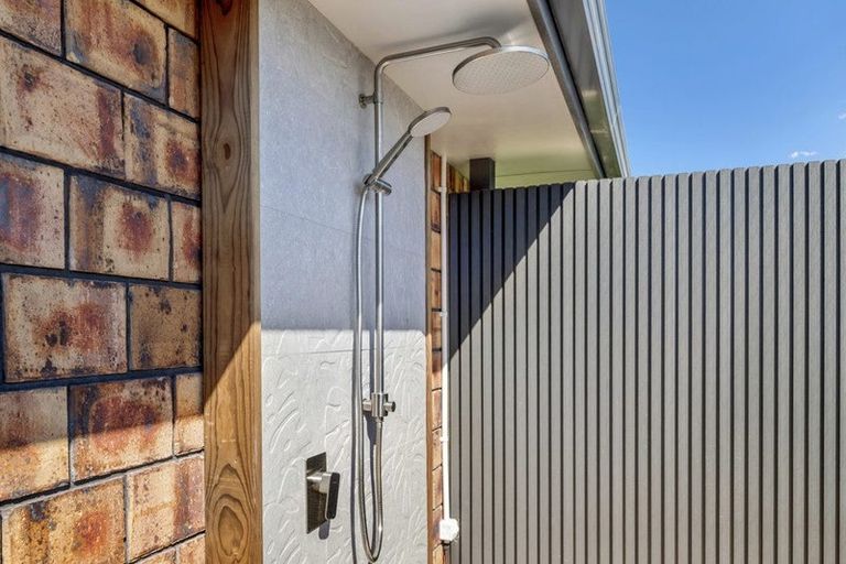 Photo of property in 15 Te Waerenga Road, Hamurana, Rotorua, 3096