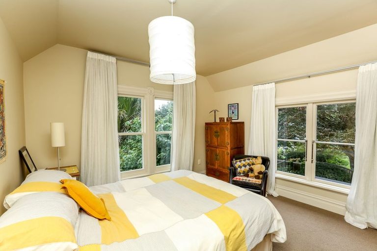 Photo of property in 17 Vivian Street, New Plymouth, 4310