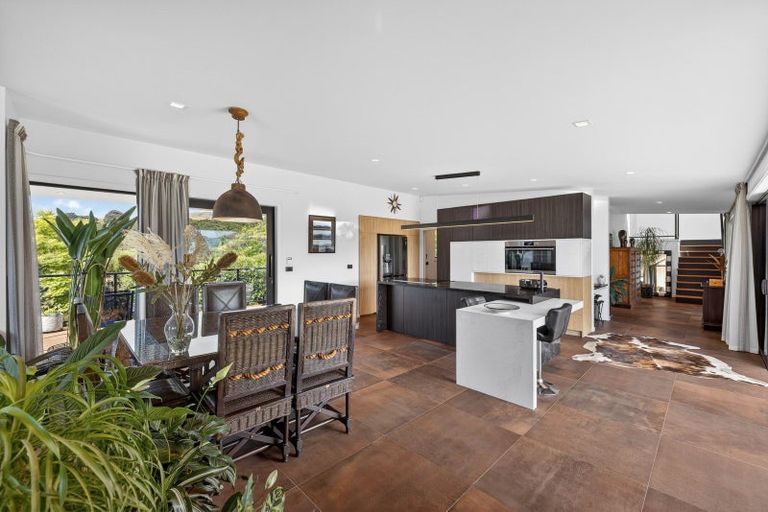 Photo of property in 106 Bayview Road, Charteris Bay, Lyttelton, 8971