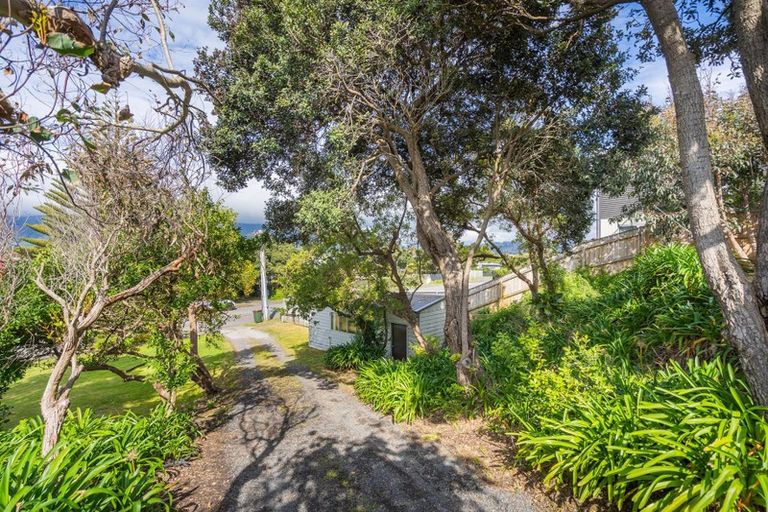 Photo of property in 47 William Street, Waikanae Beach, Waikanae, 5036
