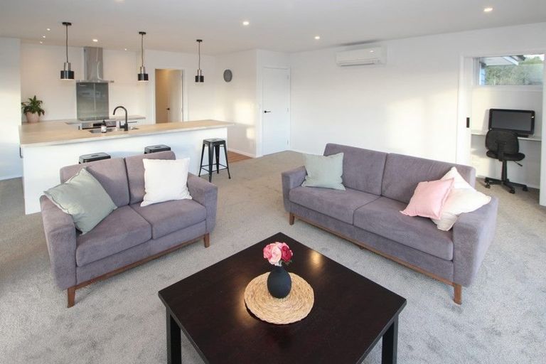 Photo of property in 9 Grove Avenue, Weston, Oamaru, 9401