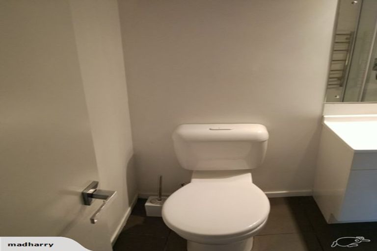 Photo of property in 2/144a Fisher Avenue, Beckenham, Christchurch, 8023