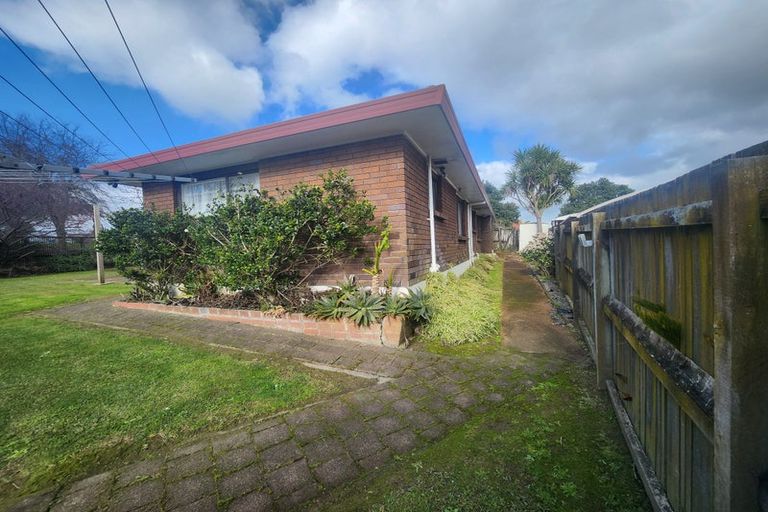 Photo of property in 35 Orangewood Drive, Northpark, Auckland, 2013