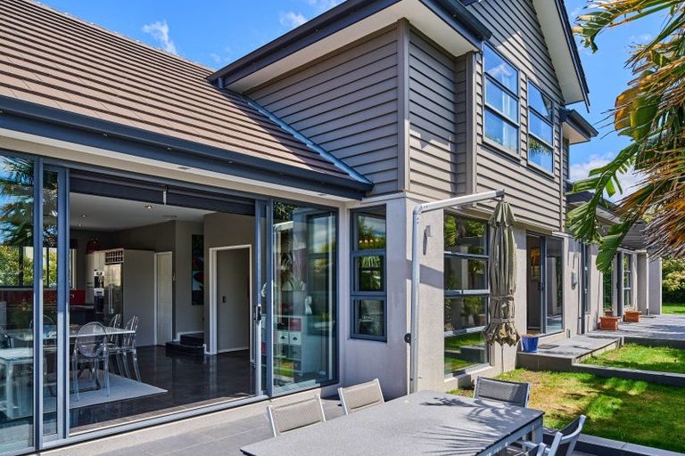 Photo of property in 29d Wai-iti Crescent, Woburn, Lower Hutt, 5010