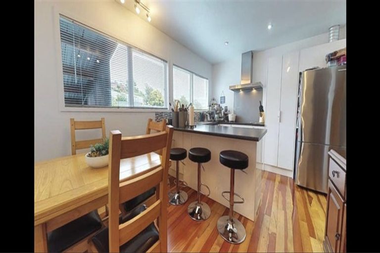 Photo of property in 17a Caesars Place, Churton Park, Wellington, 6037