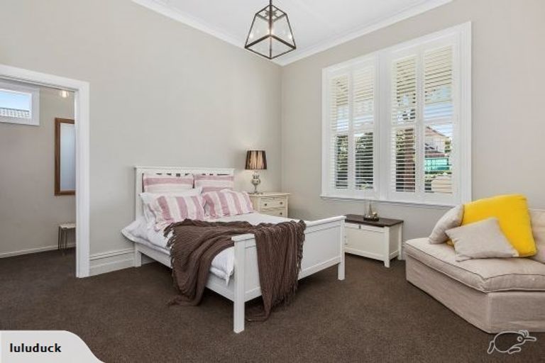 Photo of property in 84 Tomahawk Road, Andersons Bay, Dunedin, 9013