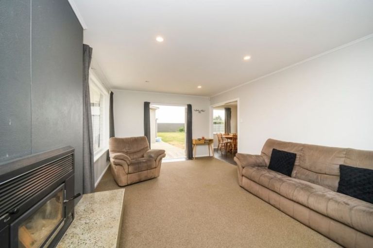 Photo of property in 53 Sutherland Crescent, Westbrook, Palmerston North, 4412