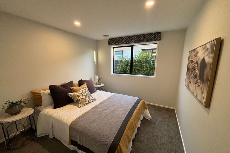 Photo of property in 3 Yorkshire Close, Whitby, Porirua, 5024