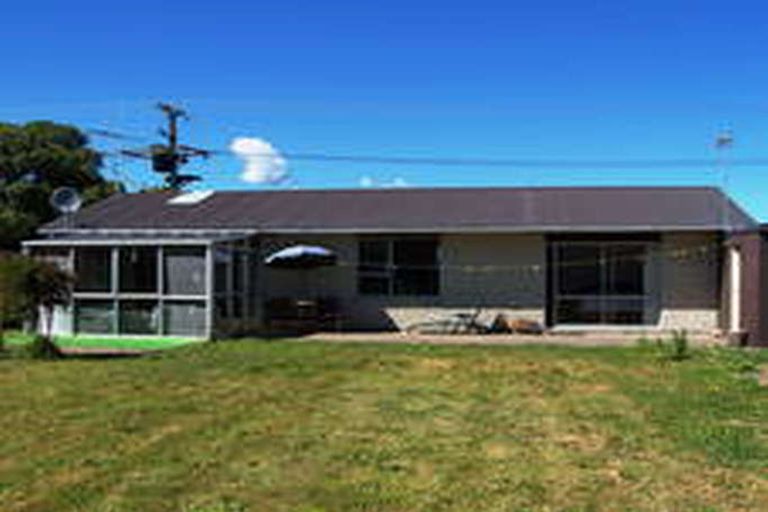 Photo of property in 94 Rangiuru Road, Otaki Beach, Otaki, 5512