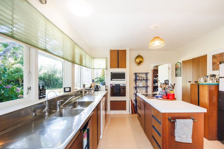 Photo of property in 30 Summerhill Drive, Fitzherbert, Palmerston North, 4410