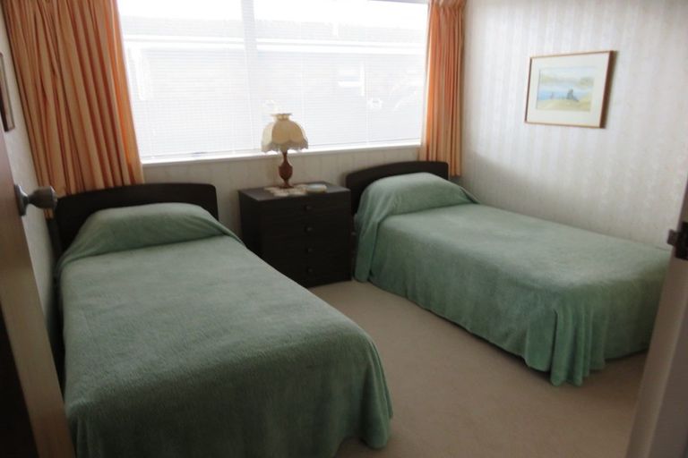 Photo of property in 1a Edwards Place, Terrace End, Palmerston North, 4410