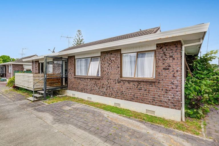 Photo of property in 1/140 Parkhurst Road, Parakai, 0830