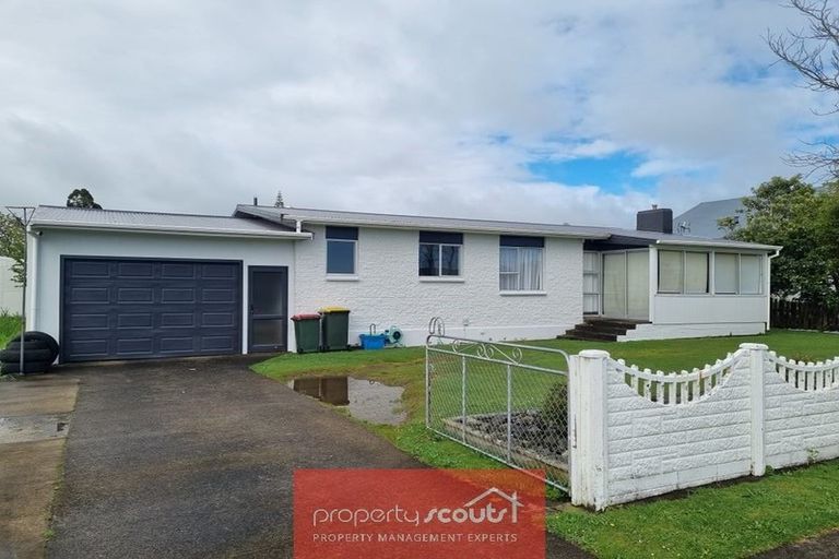 Photo of property in 17 Brookes Street, Inglewood, 4330