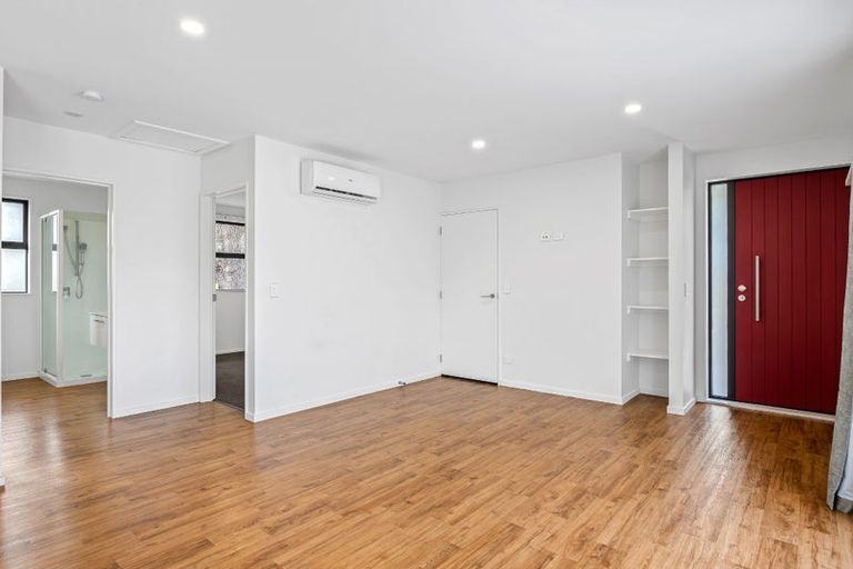 Photo of property in 393c Linwood Avenue, Bromley, Christchurch, 8062