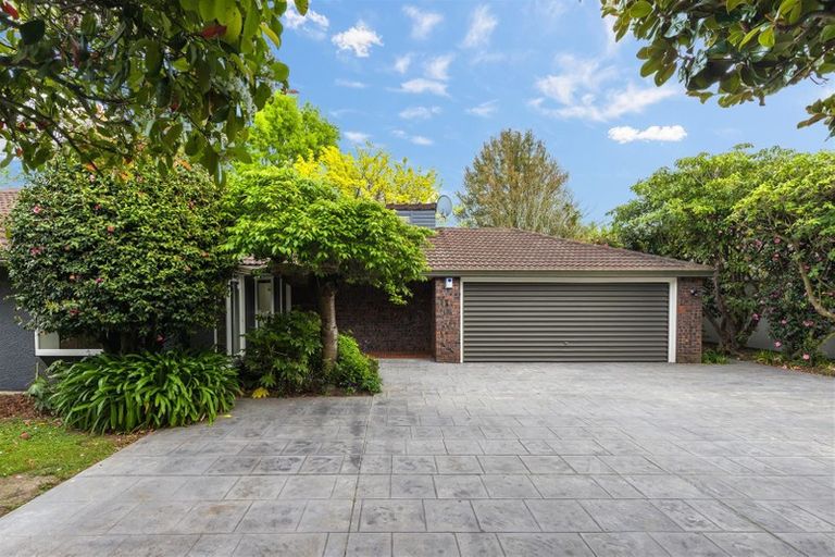 Photo of property in 103b Waimairi Road, Ilam, Christchurch, 8041