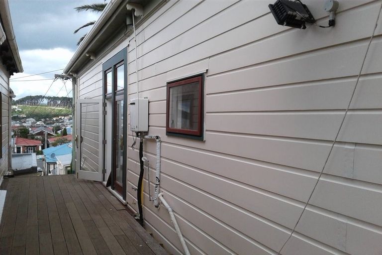 Photo of property in 6-10 Mudges Terrace, Newtown, Wellington, 6021