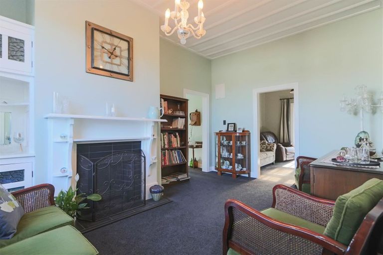 Photo of property in 17 Miro Street, Inglewood, 4330