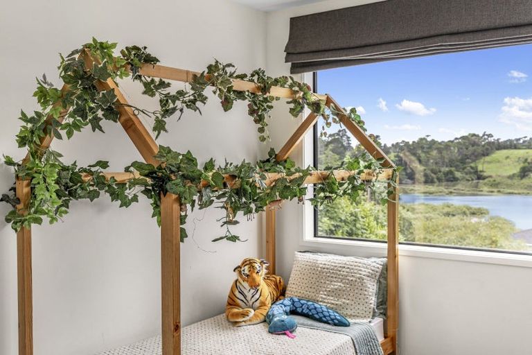 Photo of property in 115 Kaipara Portage Road, Riverhead, 0820