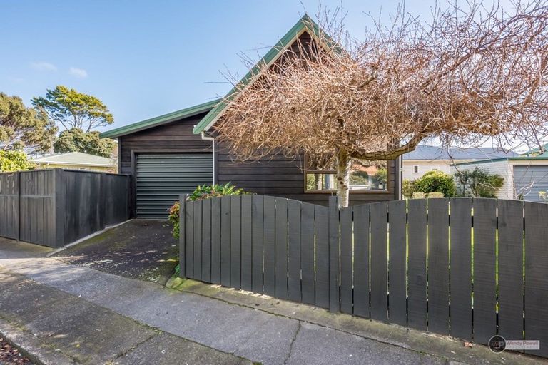Photo of property in 2/342 Riverside Drive, Fairfield, Lower Hutt, 5011