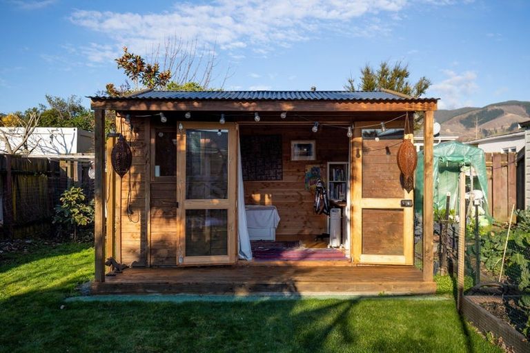 Photo of property in 31 Kaka Street, Stoke, Nelson, 7011