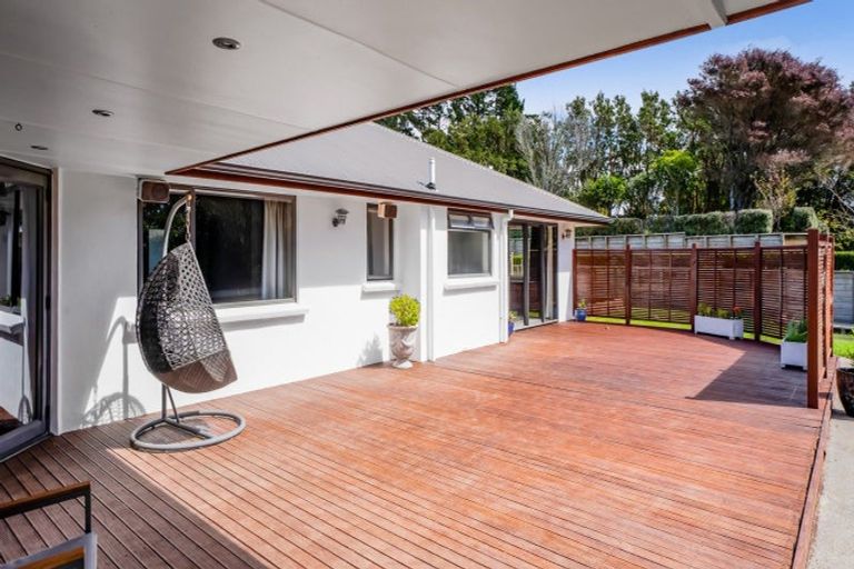 Photo of property in 90 Ridgewood Drive, Ridgewood, New Plymouth, 4371