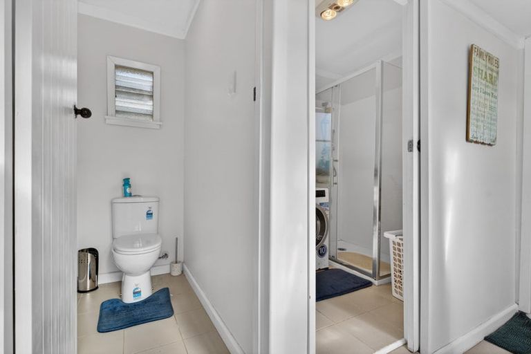 Photo of property in 17 Bickerstaffe Road, Maungaturoto, 0520