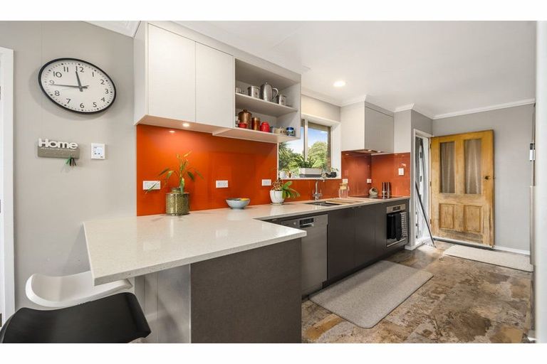 Photo of property in 60 Utuhina Road, Springfield, Rotorua, 3015