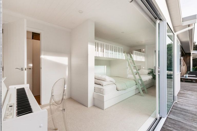 Photo of property in 36 Te Ngaio Road, Mount Maunganui, 3116