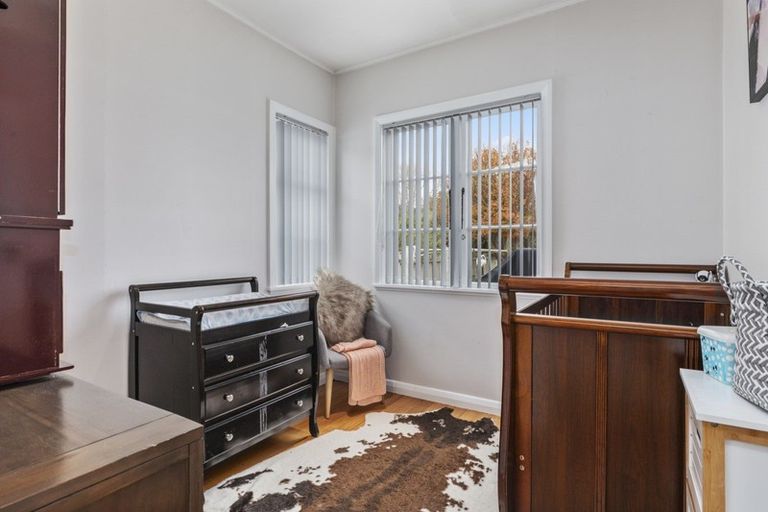 Photo of property in 42 Lincoln Avenue, Epuni, Lower Hutt, 5011