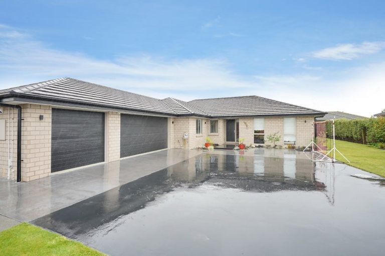 Photo of property in 13 Wootton Place, Kaiapoi, 7630