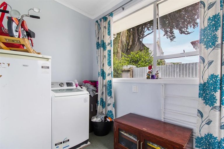 Photo of property in 12a Paul Street, Waimate, 7924