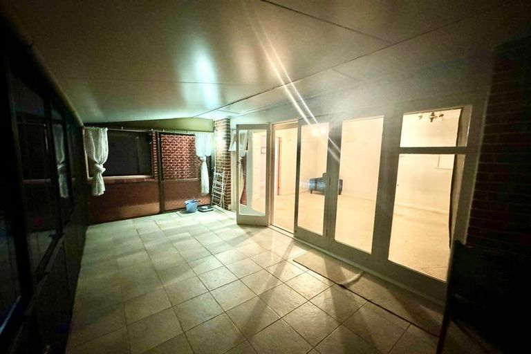 Photo of property in 45 Woodford Avenue, Henderson, Auckland, 0610