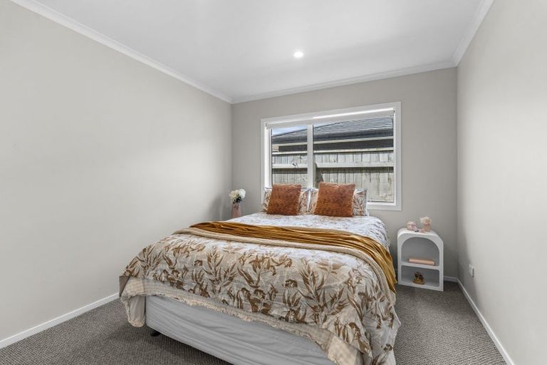 Photo of property in 31 Aratapu Street, Waitara, 4320