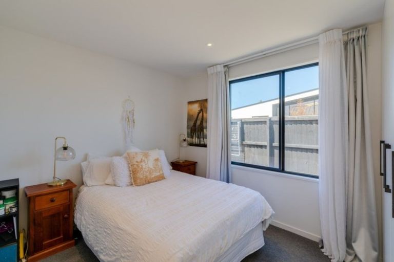 Photo of property in 126 Bowhill Road, New Brighton, Christchurch, 8083