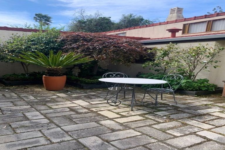 Photo of property in 98 Te Mata Peak Road, Havelock North, 4130