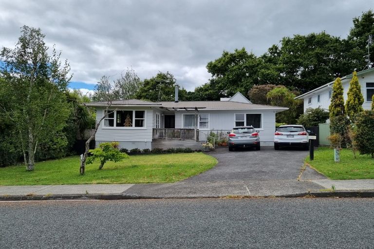 Photo of property in 18 Mountbatten Avenue, Hillcrest, Auckland, 0627