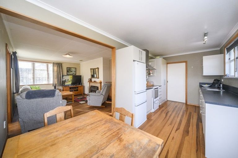 Photo of property in 20 Thames Street, Roslyn, Palmerston North, 4414