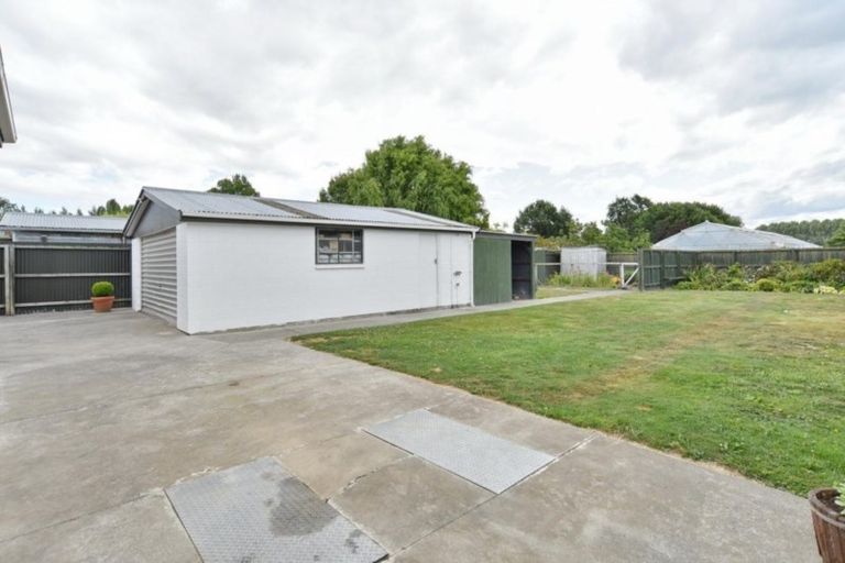 Photo of property in 9 Mcsaveneys Road, Marshland, Christchurch, 8051