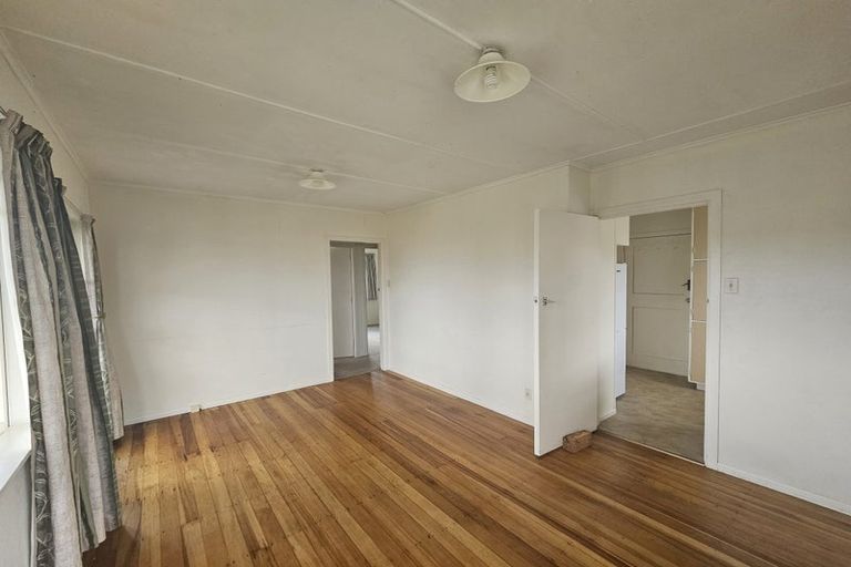 Photo of property in 9 Karewa Street, Castlecliff, Whanganui, 4501