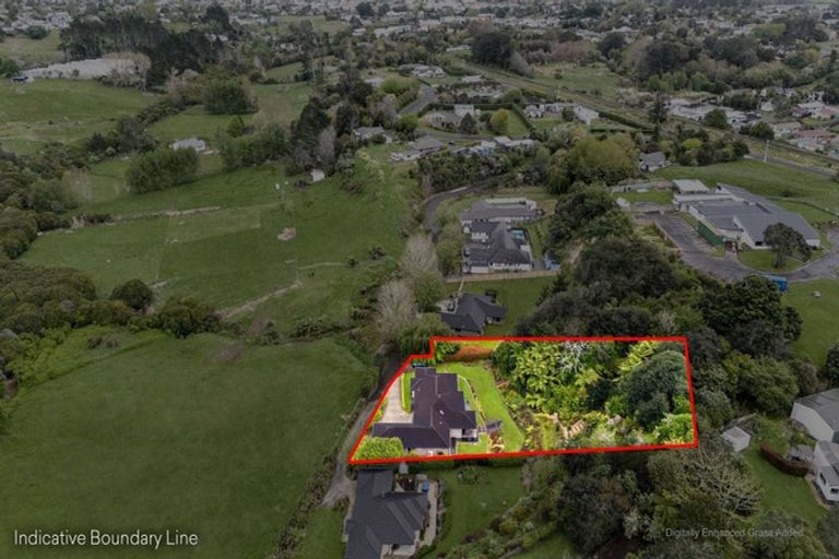 Photo of property in 2g Country Club Lane, Waiuku, 2123