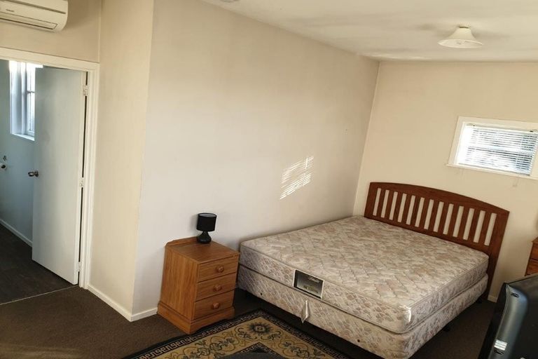 Photo of property in 10 Coopers Road, Dallington, Christchurch, 8061