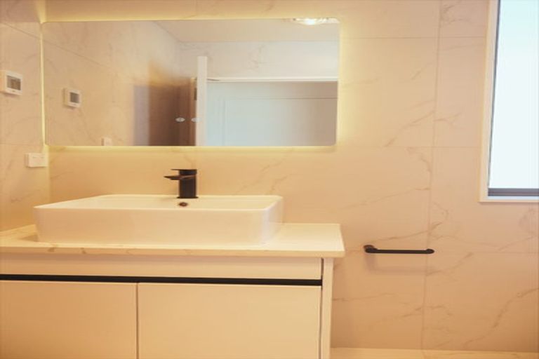 Photo of property in 12 Corporal Street, Papakura, 2110