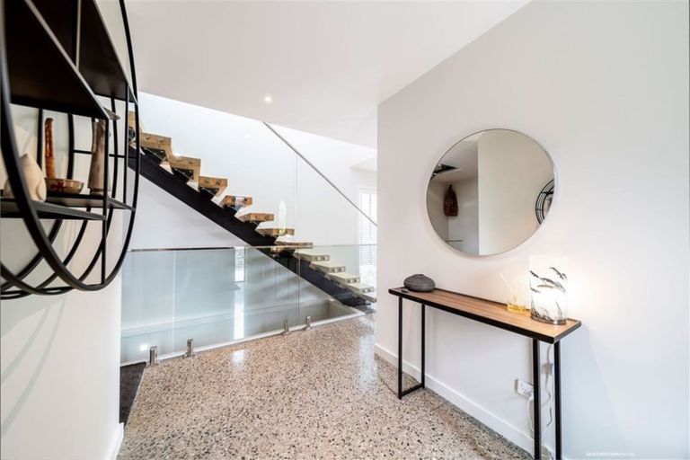 Photo of property in 7a Rannoch Drive, Jacks Point, Queenstown, 9371