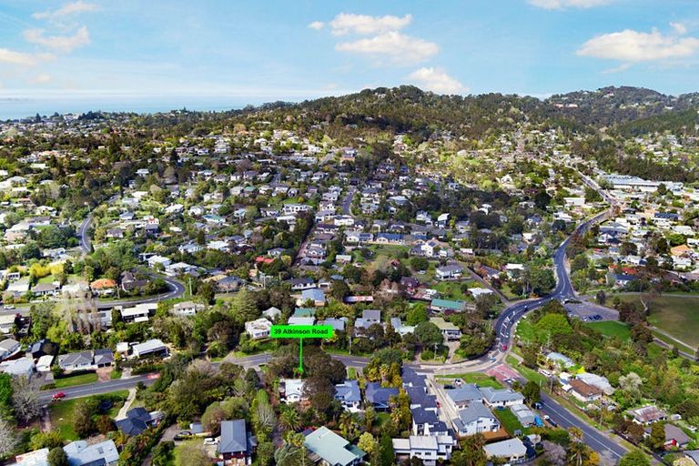 Photo of property in 39a Atkinson Road, Titirangi, Auckland, 0604
