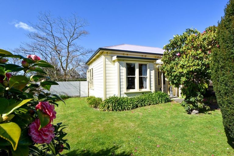 Photo of property in 17 Macara Street, Masterton, 5810
