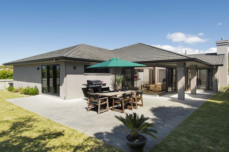 Photo of property in 110 Rowesdale Drive, Ohauiti, Tauranga, 3112