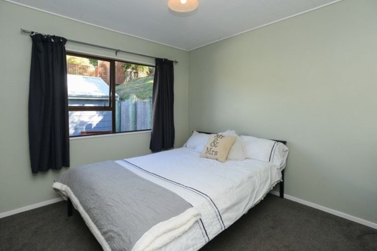 Photo of property in 4 Toop Street, Havelock North, 4130