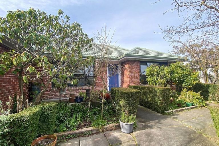 Photo of property in 1/183 Wairakei Road, Bryndwr, Christchurch, 8053