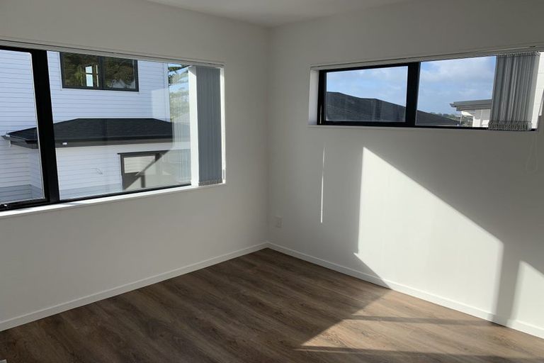 Photo of property in 40b Spencer Road, Pinehill, Auckland, 0632