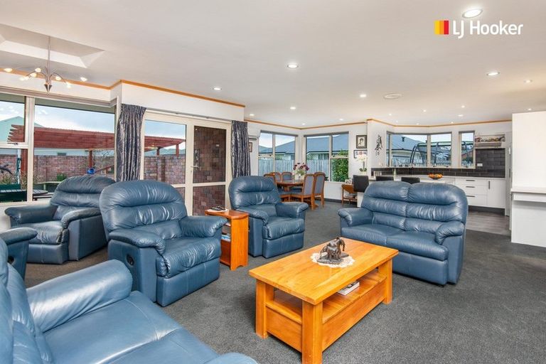 Photo of property in 50 Silverstream Drive, Mosgiel, 9024